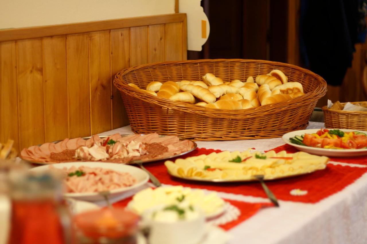 Hotel Maxov 요세푸프 둘 외부 사진