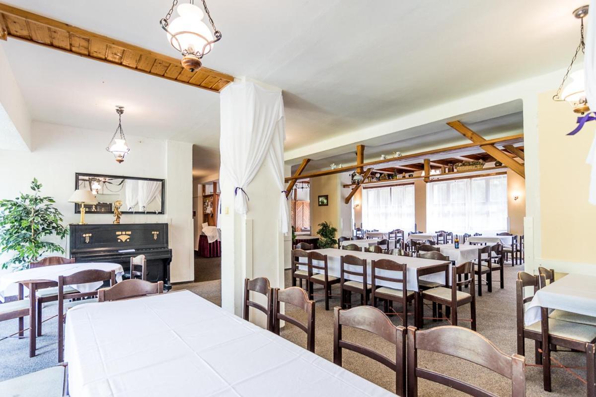 Hotel Maxov 요세푸프 둘 외부 사진