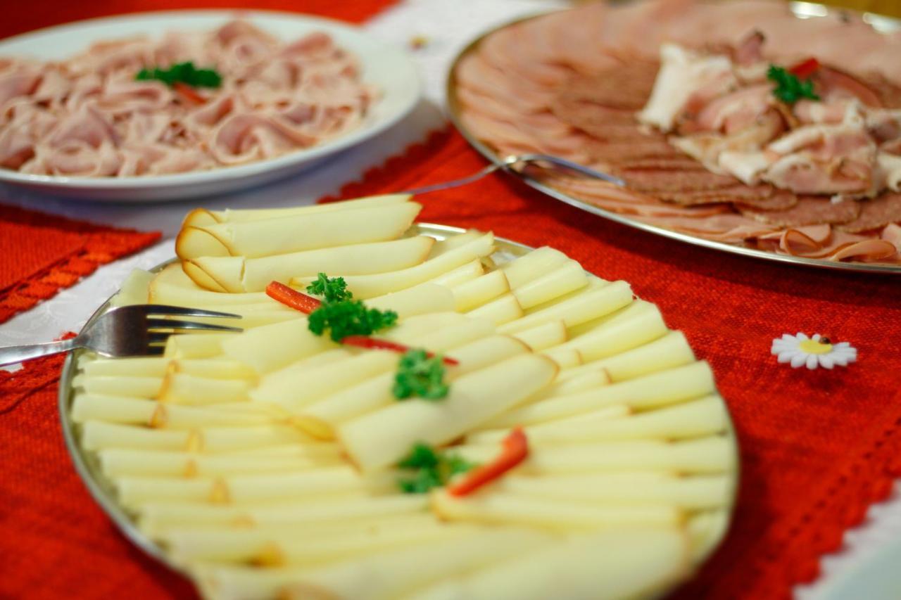 Hotel Maxov 요세푸프 둘 외부 사진